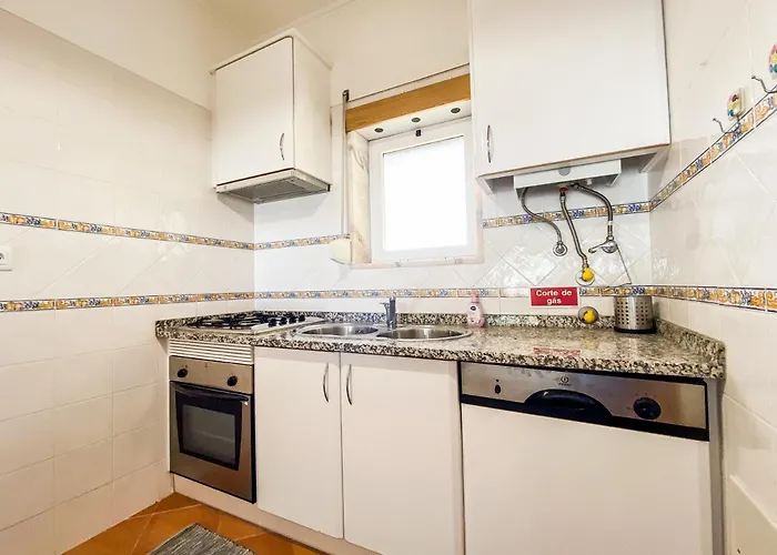 Sea View By & Marina #1869 公寓