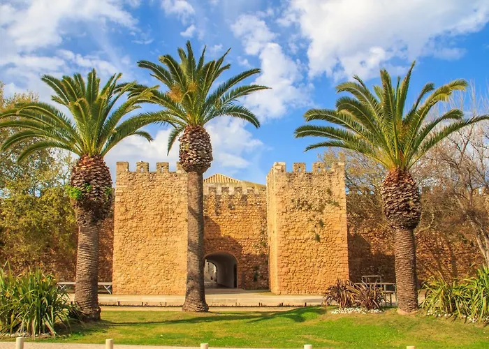 Sea View By & Marina #1869 لاغوس