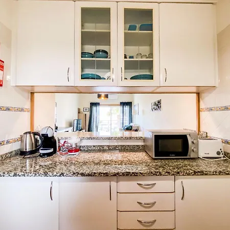 Appartement Sea View By & Marina #1869 *